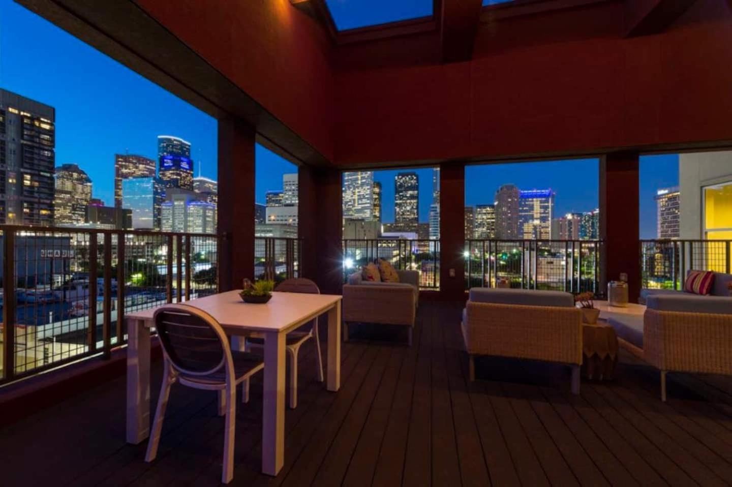Downtown Apt Free Parking - Pool - Gym - Fully Kitchen Houston Extérieur photo