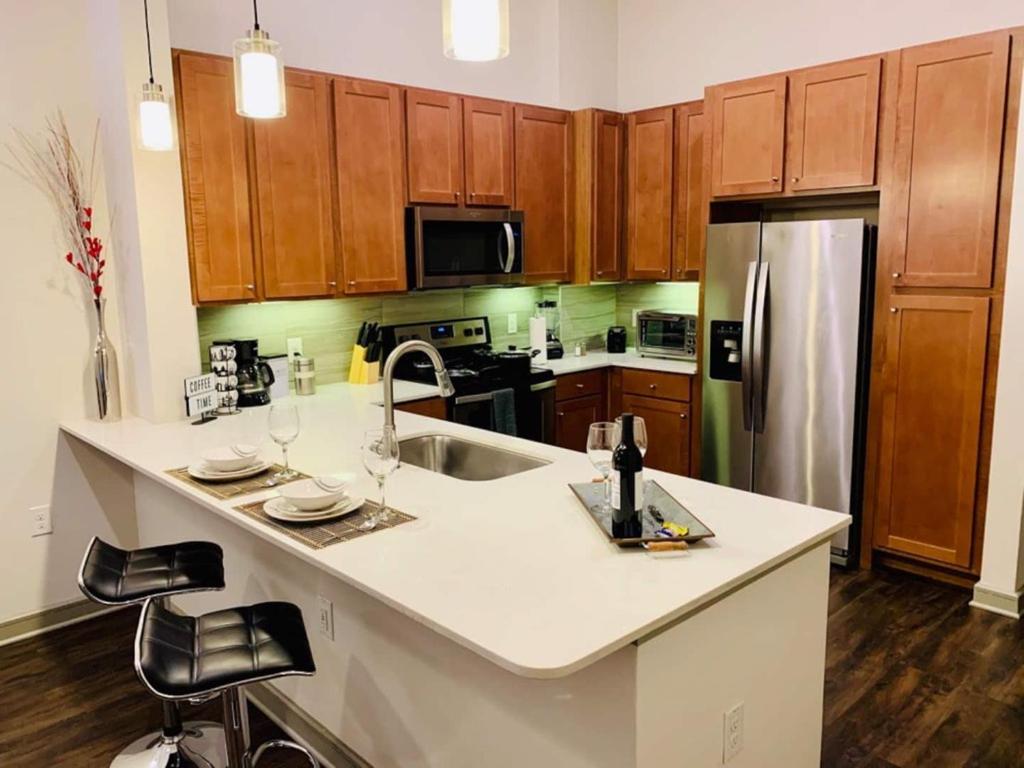 Downtown Apt Free Parking - Pool - Gym - Fully Kitchen Houston Extérieur photo