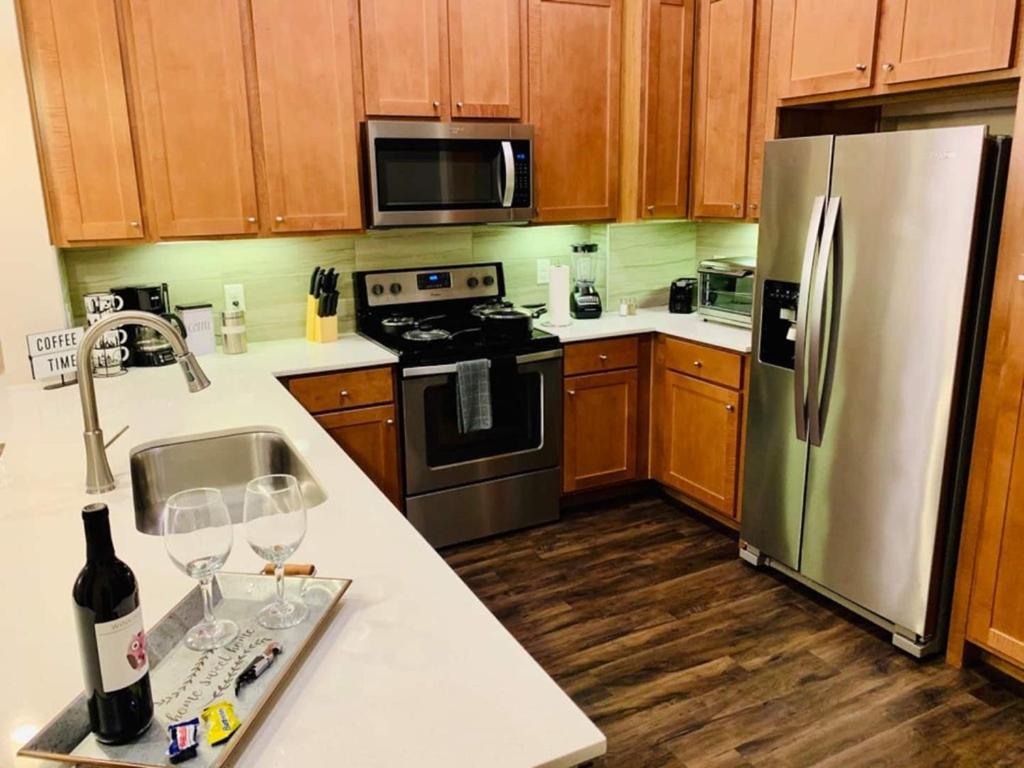Downtown Apt Free Parking - Pool - Gym - Fully Kitchen Houston Extérieur photo